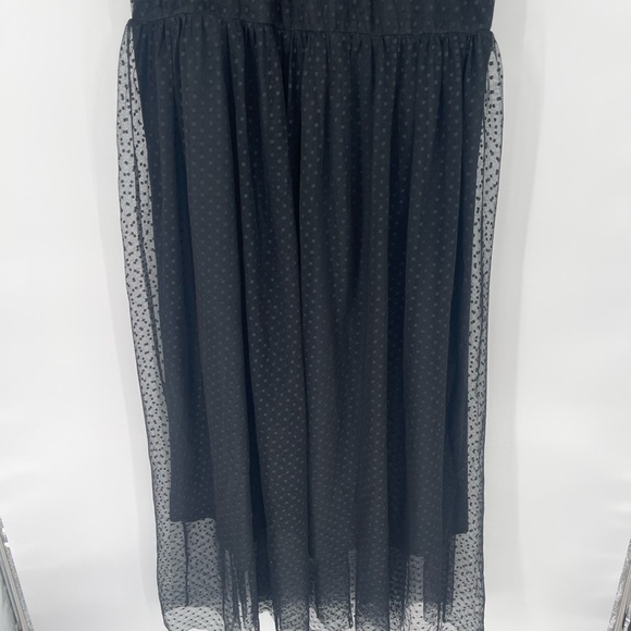 Elegant Black Maxi Dress - Picture 2 of 7